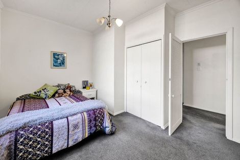 Photo of property in 1 Morrissey Street, Hawera, 4610