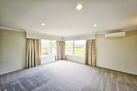 Photo of property in 5 Nicholson Place, Hillcrest, Auckland, 0627