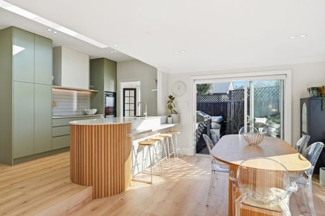 Photo of property in 4 Wherstead Road, Cashmere, Christchurch, 8022