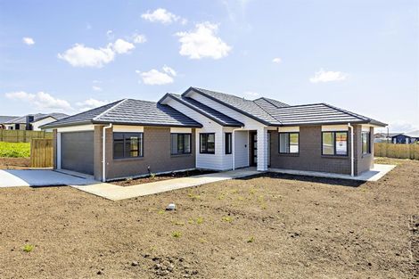 Photo of property in 7 Catherine Mclean Road, Pukekohe, 2120