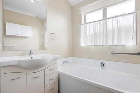 Photo of property in 54 Huntingdon Drive, Rangiora, 7400