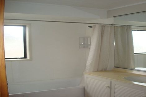 Photo of property in 21 Aberfeldy Avenue, Highland Park, Auckland, 2010