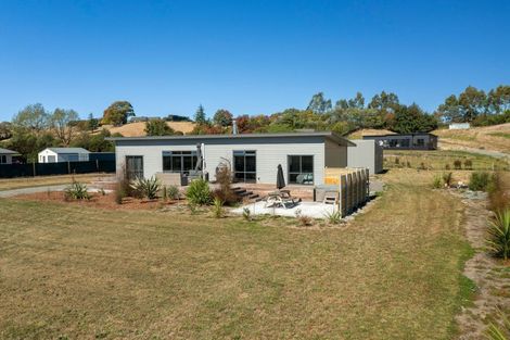 Photo of property in 81 Kyle Road, Waipukurau, 4281