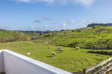 Photo of property in 27 Church Hill Road, Port Albert, Wellsford, 0973