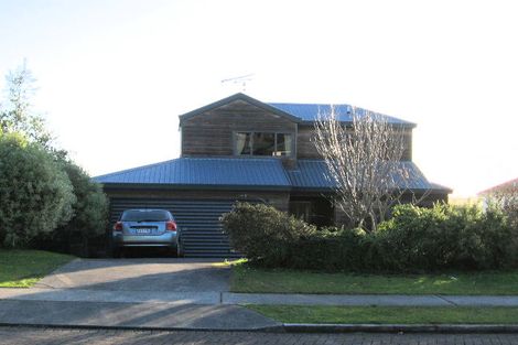 Photo of property in 18 West Ridge Drive, Western Heights, Hamilton, 3200