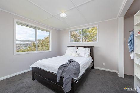Photo of property in 114 Te Pene Avenue, Titahi Bay, Porirua, 5022