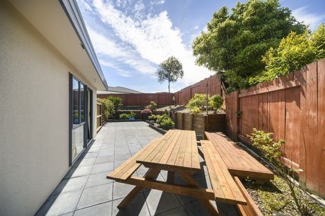 Photo of property in 12 Jordan Way, Kelvin Grove, Palmerston North, 4414