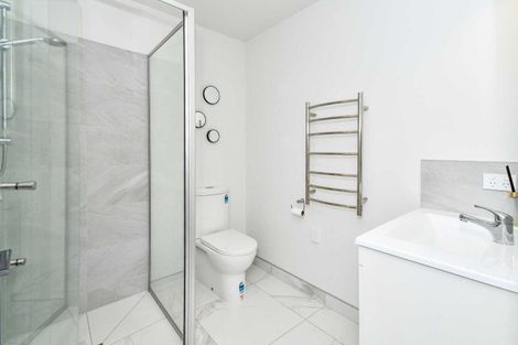 Photo of property in 16 Fort Lincoln Loop, Karaka, Papakura, 2113