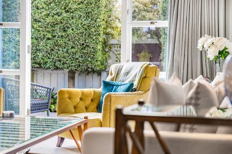 Photo of property in 13 Cameron Street, Takapuna, Auckland, 0622