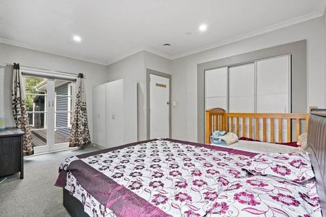 Photo of property in 4b Manuroa Road, Takanini, 2112