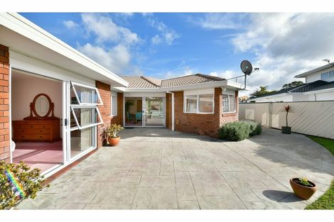 Photo of property in 3 Settlers Grove, Orewa, 0931