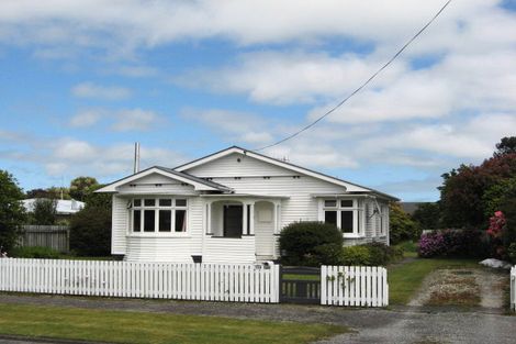 Photo of property in 136 Peel Street, Westport, 7825