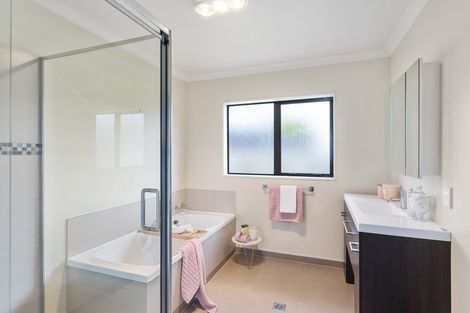 Photo of property in 5 Ludlam Way, Otaki, 5512