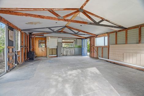 Photo of property in 1 Bush Point Road, Cable Bay, 0420