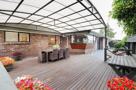 Photo of property in 123 Amberley Avenue, Highbury, Palmerston North, 4412