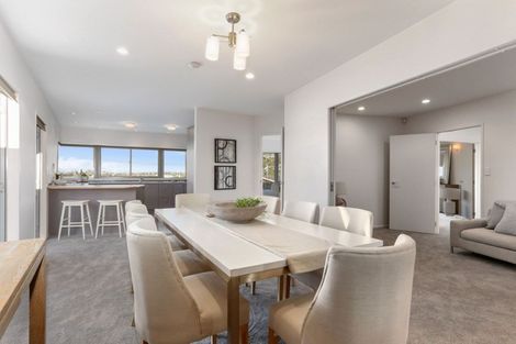 Photo of property in 21 Waimana Avenue, Northcote Point, Auckland, 0627