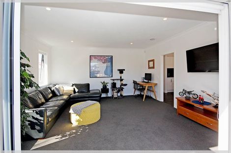 Photo of property in 3a Chrystall Street, Foxton Beach, Foxton, 4815