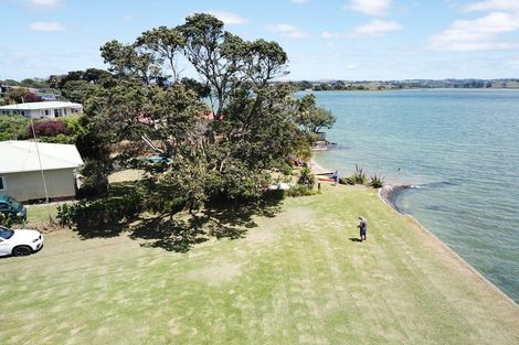 Photo of property in 12 Keven Road, Clarks Beach, Pukekohe, 2679