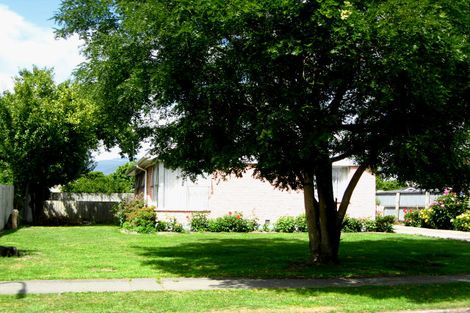 Photo of property in 9 Leicester Crescent, Hoon Hay, Christchurch, 8025