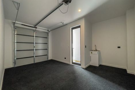 Photo of property in 19 Ruge Court, Cambridge, 3434