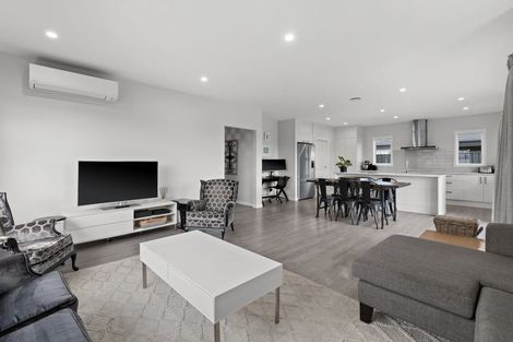 Photo of property in 7 Grooby Place, Havelock North, 4130