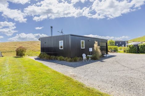 Photo of property in 22 Highlands Drive, Waipawa, 4277