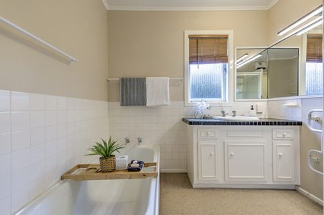 Photo of property in 3 Ngaere Avenue, Chartwell, Hamilton, 3210