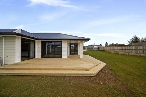 Photo of property in 12 Biron Place, Stratford, 4332