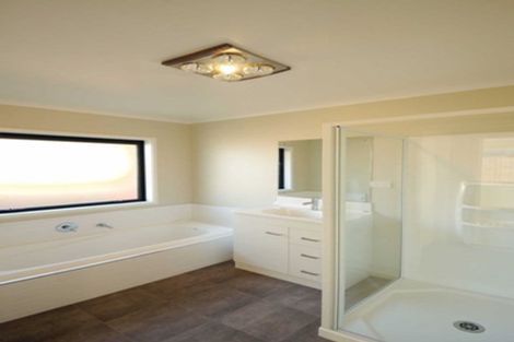 Photo of property in 23 Flint Road, Rolleston, 7614