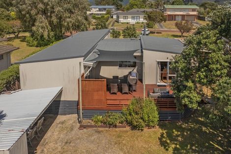 Photo of property in 15 Mccormick Place, Pauanui, Hikuai, 3579