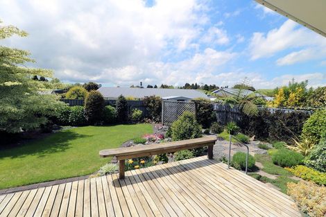 Photo of property in 26 Oberon Street, Stratford, 4332