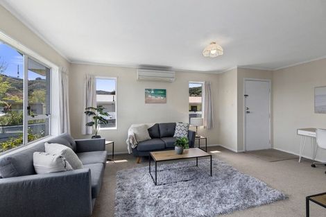 Photo of property in 24a Roband Crescent, Brown Owl, Upper Hutt, 5018