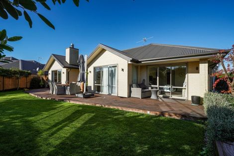 Photo of property in 4 Ashview Place, Rangiora, 7400