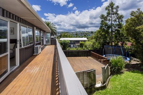Photo of property in 1/3 Glenvar Road, Torbay, Auckland, 0630