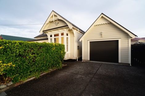 Photo of property in 73 Royal Crescent, Saint Kilda, Dunedin, 9012