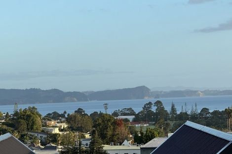 Photo of property in 37b Wade River Road, Stanmore Bay, Whangaparaoa, 0932
