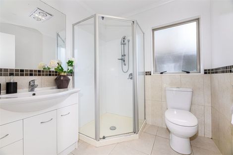 Photo of property in 74 Clover Drive, Henderson, Auckland, 0610