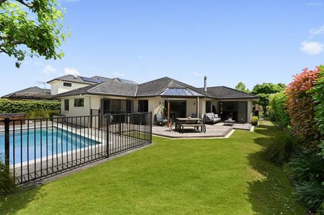 Photo of property in 4 Parkwood Place, Huntington, Hamilton, 3210