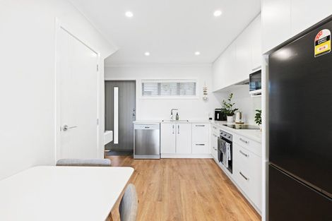 Photo of property in 10/19u Ruakiwi Road, Hamilton Lake, Hamilton, 3204