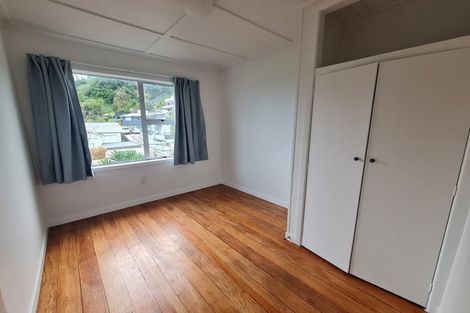 Photo of property in 54 Pioneer Road, Moturoa, New Plymouth, 4310