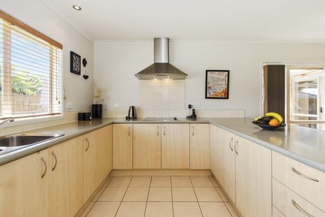 Photo of property in 26 Ploughmans Avenue, Pukekohe, 2120