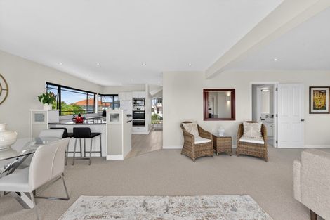 Photo of property in 5 Midway Avenue, Castor Bay, Auckland, 0620