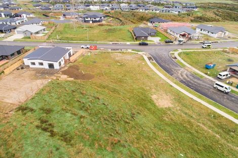 Photo of property in 54 Atlantic Drive, Fitzherbert, Palmerston North, 4410
