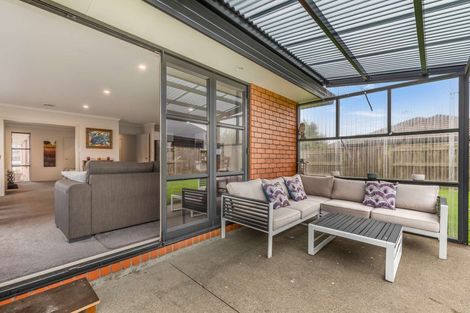 Photo of property in 15 Trump Place, Kelvin Grove, Palmerston North, 4414