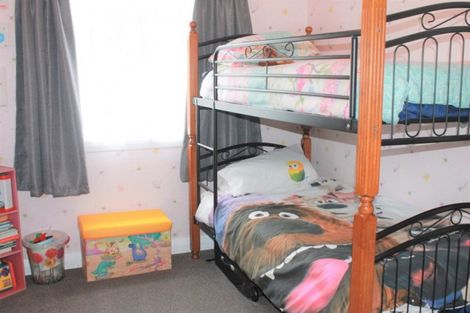 Photo of property in 5 Roebuck Street, Westport, 7825