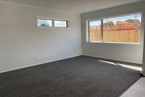 Photo of property in 4 Van Baarle Close, Carterton, 5713