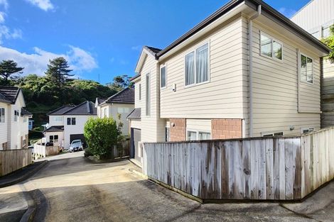 Photo of property in 16u6 Black Rock Road, Newlands, Wellington, 6037