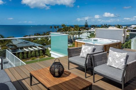 Photo of property in 39 Gulf View Road, Murrays Bay, Auckland, 0630