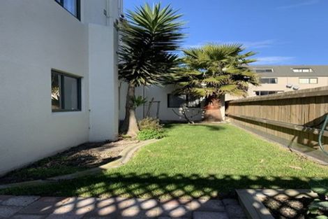 Photo of property in 264 Barbadoes Street, Christchurch Central, Christchurch, 8011