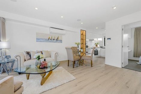 Photo of property in 3/14 Kerswill Place, Pakuranga, Auckland, 2010